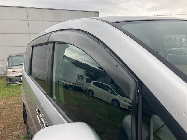 ステップワゴン Ｇ　ＨＤＤナビ　スマートスタイルエディション　ＥＴＣ　バックカメラ　ナビ　ＴＶ　クリアランスソナー　両側電動スライドドア　スマートキー　電動格納ミラー　３列シート　ＡＴ　アルミホイール　ＣＤ　ＤＶＤ再生　盗難防止システム　衝突安全ボディ　ＡＢＳ（27枚目）