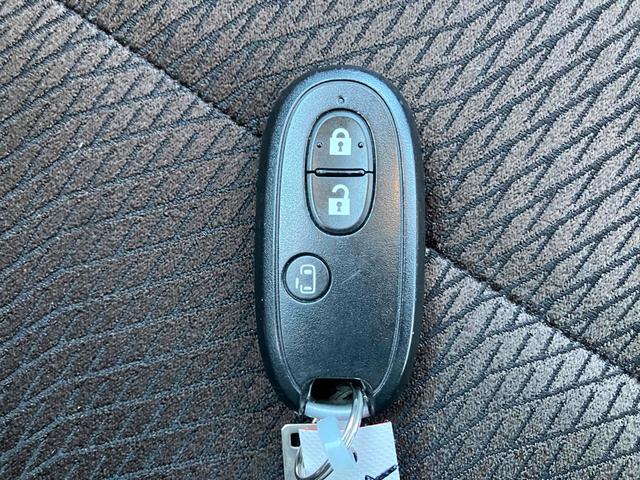 ルークス ハイウェイスター　バックカメラ　両側スライド・片側電動　ナビ　ＴＶ　オートライト　ＨＩＤ　スマートキー　電動格納ミラー　ベンチシート　ＣＶＴ　盗難防止システム　ＡＢＳ　ＣＤ　ＵＳＢ　ミュージックプレイヤー接続可（10枚目）