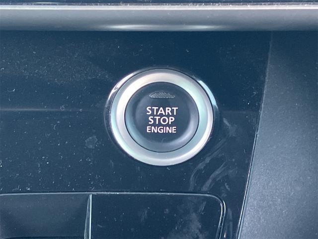 プッシュエンジンスタートシステム、エンジン始動・停止をワンタッチで行うことができます。