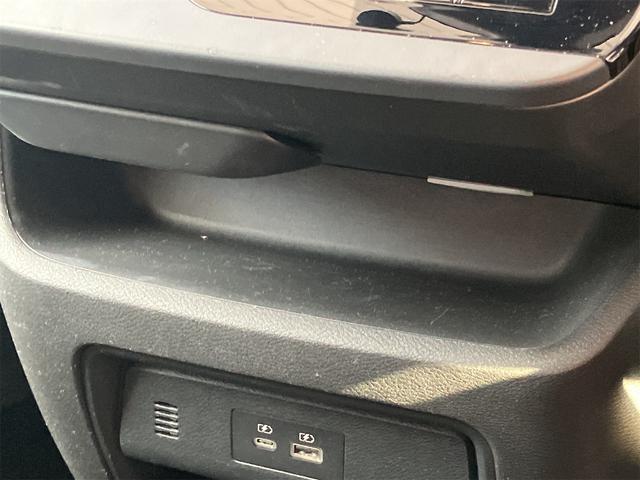 セレナ e-パワー ハイウェイスターV ドライブレコーダー ETC 全周囲カメラ ナビ クリアランスソナー オートクルーズコントロール 衝突被害軽減システム 両側電動スライドドア オートマチックハイビーム オートライト LEDヘッドランプ(47枚目)