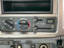 　ＭＴ　後輪ダブル　ＥＴＣ　エアコン　パワーウィンドウ　運転席エアバッグ　ＣＤ　ＵＳＢ　ミュージックプレイヤー接続可（36枚目）
