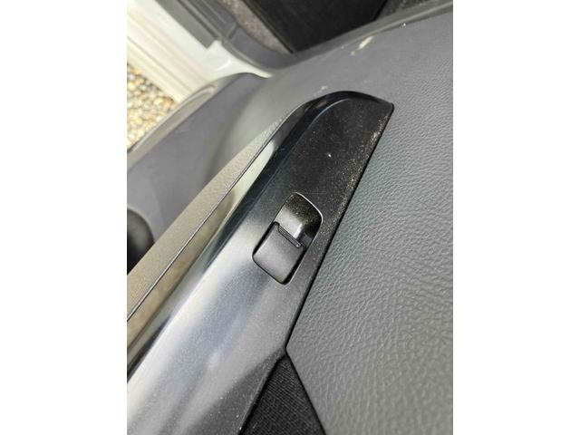 ワゴンRスティングレー T オートライト HID スマートキー 電動格納ミラー ベンチシート ターボ CVT 盗難防止システム ABS CD アルミホイール 衝突安全ボディ エアコン パワーステアリング パワーウィンドウ(58枚目)