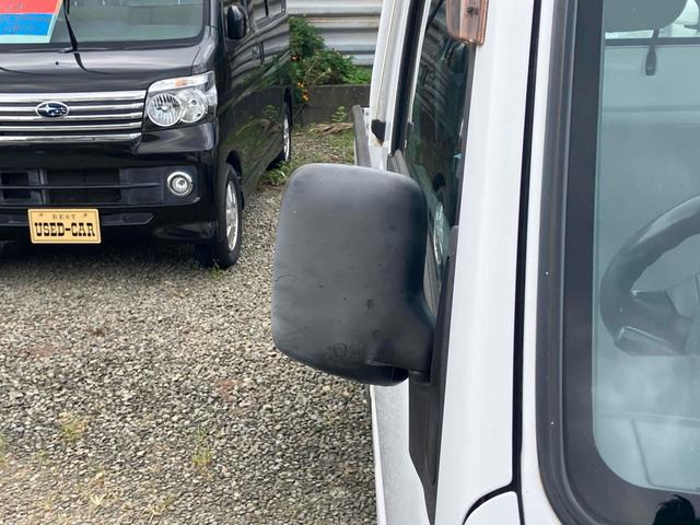 サンバートラック TB 4WD 軽トラ AT エアコン パワーステアリング 運転席エアバッグ ヘッドライトレベライザー 三方開 積載量350kg(11枚目)