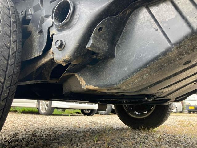 サンバートラック TB 4WD 軽トラ AT エアコン パワーステアリング 運転席エアバッグ ヘッドライトレベライザー 三方開 積載量350kg(20枚目)