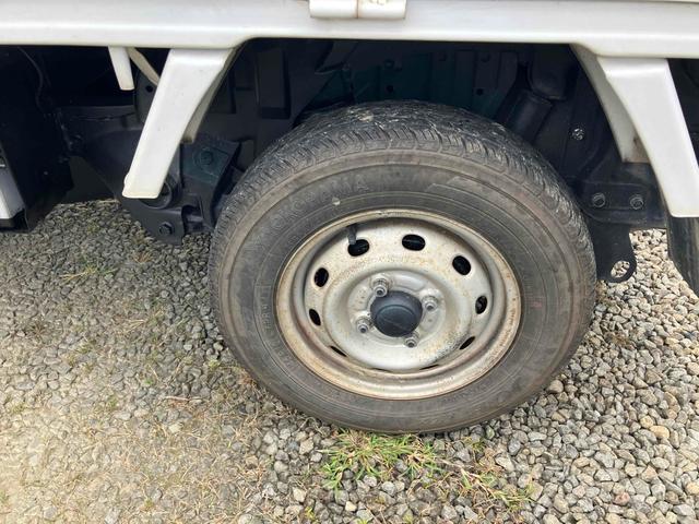 サンバートラック TB 4WD 軽トラ AT エアコン パワーステアリング 運転席エアバッグ ヘッドライトレベライザー 三方開 積載量350kg(27枚目)