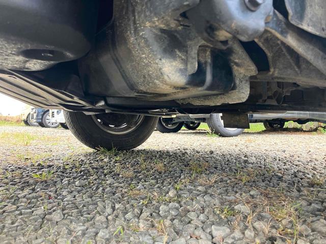 サンバートラック TB 4WD 軽トラ AT エアコン パワーステアリング 運転席エアバッグ ヘッドライトレベライザー 三方開 積載量350kg(29枚目)