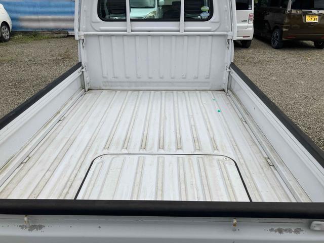 サンバートラック TB 4WD 軽トラ AT エアコン パワーステアリング 運転席エアバッグ ヘッドライトレベライザー 三方開 積載量350kg(32枚目)