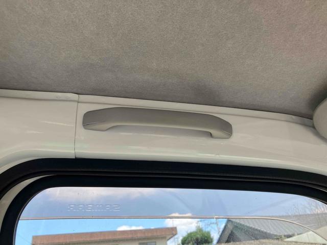 サンバートラック TB 4WD 軽トラ AT エアコン パワーステアリング 運転席エアバッグ ヘッドライトレベライザー 三方開 積載量350kg(42枚目)