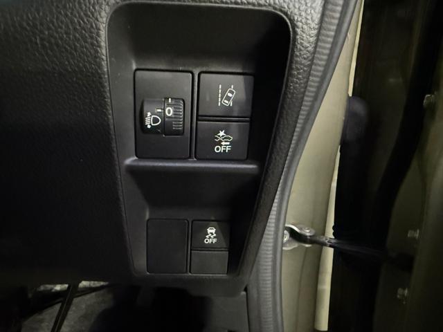 �I�C���E�^�C�������͂������A�J�X�^���p�[�c�̔�����t���A�{�f�B�[�R�[�e�B���O��������Ă��܂��̂Ō�C�y�ɂ����X�������I