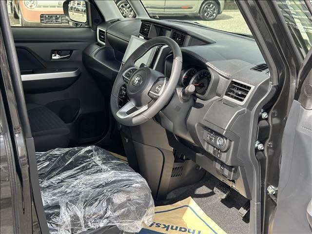 ルーミー カスタムG 登録済未使用車 バックカメラ ソナー クルーズコントロール LEDヘッドライト 両側電動スライドドア スマートキー アイドリングストップ 電動格納ミラー(7枚目)