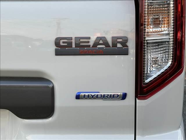 スペーシアギア ハイブリッドＸＺ　届出済未使用車　ブレーキサポート　レーンサポート　ソナー　クルーズコントロール　ＬＥＤヘッドライト　シートヒーター　スマートキー　アイドリングストップ　ガンメタリック２トーンルーフ仕様車（9枚目）