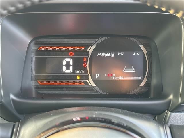 スペーシアギア ハイブリッドＸＺ　届出済未使用車　ブレーキサポート　レーンサポート　ソナー　クルーズコントロール　ＬＥＤヘッドライト　シートヒーター　スマートキー　アイドリングストップ　ガンメタリック２トーンルーフ仕様車（17枚目）