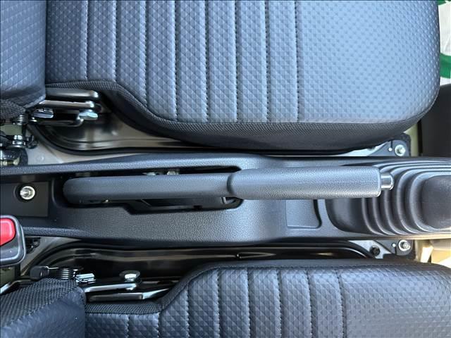 ハイゼットトラック スタンダード 届出済未使用車 ブレーキサポート ソナー キーレス アイドリングストップ エアコン パワステ ABS 2WD 5MT(24枚目)