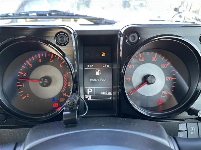 ジムニー ＸＣ　ブレーキサポート　レーンサポート　クルーズコントロール　ＬＥＤヘッドライト　シートヒーター　キーレス　アイドリングストップ　オートエアコン　電動格納ミラー（22枚目）