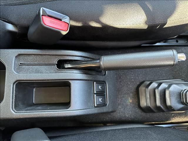 ジムニー ＸＣ　ブレーキサポート　レーンサポート　クルーズコントロール　ＬＥＤヘッドライト　シートヒーター　キーレス　アイドリングストップ　オートエアコン　電動格納ミラー（32枚目）