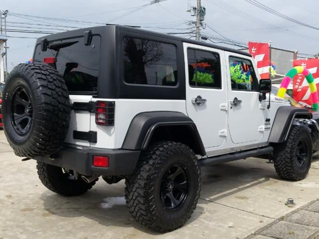 ジープ・ラングラーアンリミテッド スポーツ　後期・３．６Ｌ・リフトアップ　・４ＷＤ・社外ＡＷ・社外ウインチ・ドラレコ・前後左カメラ・ヒルディセントコントロール・クルーズコントロール・オーバーフェンダー・ＥＴＣ・７Ｖ型ワイドフルセグナビ・ＤＶＤ・ＳＤ・Ｂｌｕｅｔｏｏｔｈ（65枚目）