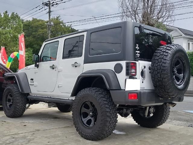 ジープ・ラングラーアンリミテッド スポーツ　後期・３．６Ｌ・リフトアップ　・４ＷＤ・社外ＡＷ・社外ウインチ・ドラレコ・前後左カメラ・ヒルディセントコントロール・クルーズコントロール・オーバーフェンダー・ＥＴＣ・７Ｖ型ワイドフルセグナビ・ＤＶＤ・ＳＤ・Ｂｌｕｅｔｏｏｔｈ（66枚目）