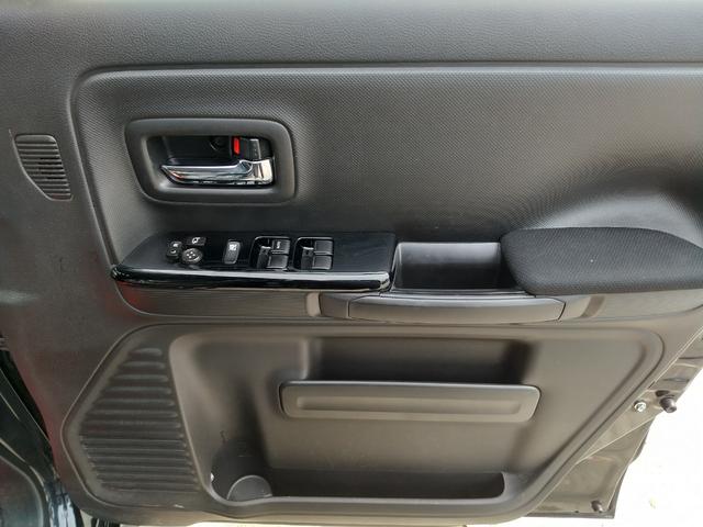 スペーシアカスタム ハイブリッドXS 両側パワスラドア・運転席シートヒーター・ETC・スリムサーキュレーター・ドラレコ・純正AW・コーナーセンサー・アイドリングストップ・オートライト・フルセグTV付ナビ・DVD・SD・バックカメラ(9枚目)