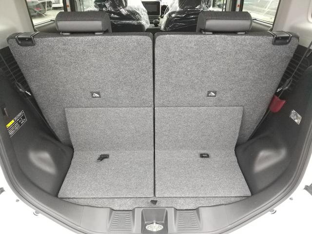 【ラゲッジスペース】ベビーカーや子どものおもちゃやアウトドア用品など、いろいろな荷物を載せることができます！