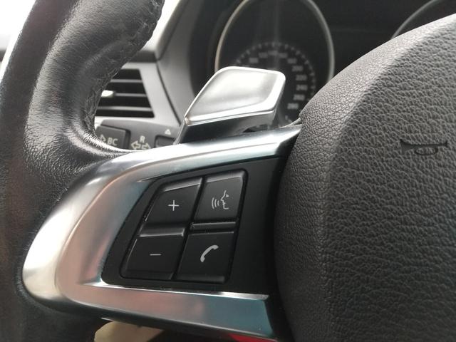 Z4 sDrive23i Hi-Lineパッケージ 電動オープン・ハードトップ・右ハンドル・2人乗・シートヒーター・パワーシート・オートエアコン・スマートキー・プッシュスタート・純正17インチAW・ミラー型ETC・パドルシフト・純正HDDナビTV・CD(9枚目)