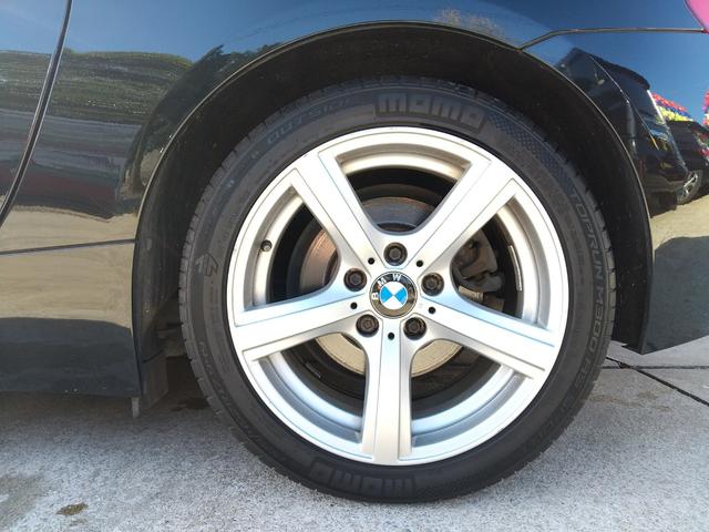 Z4 sDrive23i Hi-Lineパッケージ 電動オープン・ハードトップ・右ハンドル・2人乗・シートヒーター・パワーシート・オートエアコン・スマートキー・プッシュスタート・純正17インチAW・ミラー型ETC・パドルシフト・純正HDDナビTV・CD(70枚目)