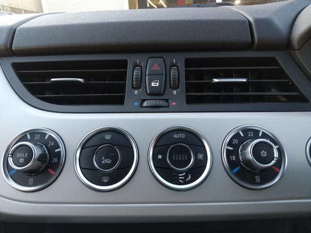 Z4 sDrive23i ハイラインパッケージ 電動オープン・ハードトップ・右ハンドル・2人乗・シートヒーター・パワーシート・オートエアコン・スマートキー・プッシュスタート・純正17インチAW・ミラー型ETC・パドルシフト・純正HDDナビTV・CD(34枚目)