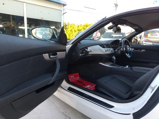 Z4 sDrive23i ハイラインパッケージ 電動オープン・ハードトップ・右ハンドル・2人乗・シートヒーター・パワーシート・オートエアコン・スマートキー・プッシュスタート・純正17インチAW・ミラー型ETC・パドルシフト・純正HDDナビTV・CD(41枚目)