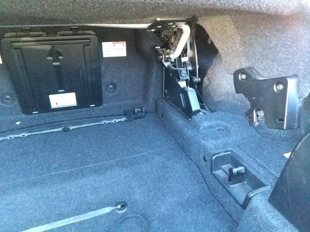 Z4 sDrive23i ハイラインパッケージ 電動オープン・ハードトップ・右ハンドル・2人乗・シートヒーター・パワーシート・オートエアコン・スマートキー・プッシュスタート・純正17インチAW・ミラー型ETC・パドルシフト・純正HDDナビTV・CD(55枚目)