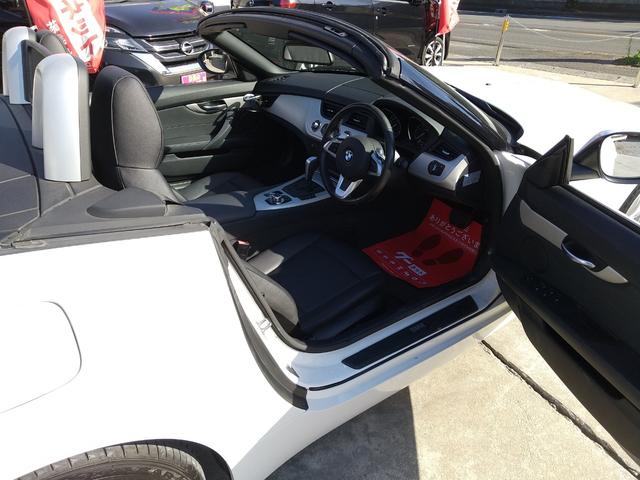 Z4 sDrive23i ハイラインパッケージ 電動オープン・ハードトップ・右ハンドル・2人乗・シートヒーター・パワーシート・オートエアコン・スマートキー・プッシュスタート・純正17インチAW・ミラー型ETC・パドルシフト・純正HDDナビTV・CD(71枚目)