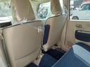 【左からの前席背部】今話題のドライブレコーダー、購入を検討している車にはついていないけどついていたほうが安心、と思われたらぜひご相談ください。フロントのみ、前後両方、ミラー型のお取り付けも可能です。