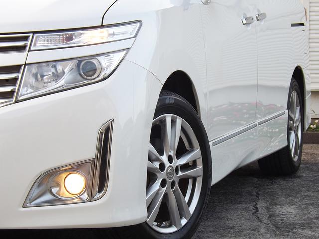 エルグランド 250ハイウェイスター 7人乗り ナビ フルセグTV バックカメラ ETC DVD再生 Bluetooth 左パワースライドドア キャプテンシート ハーフレザー インテリキー 18インチアルミ オートHIDライト 記録簿完備(9枚目)