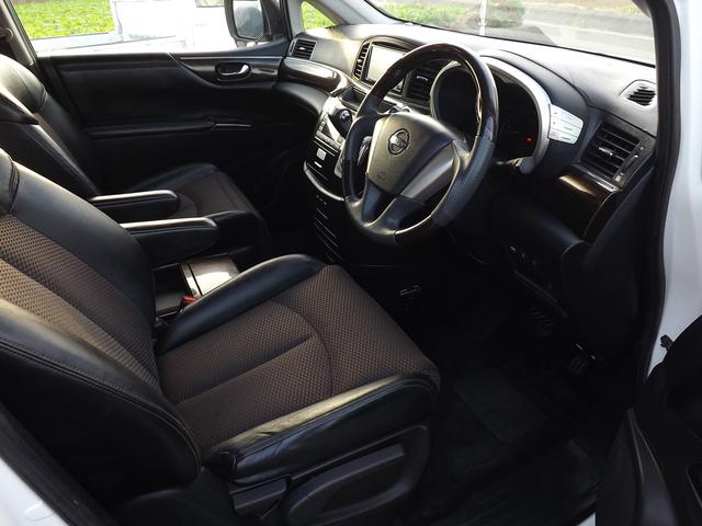 エルグランド 250ハイウェイスター 7人乗り ナビ フルセグTV バックカメラ ETC DVD再生 Bluetooth 左パワースライドドア キャプテンシート ハーフレザー インテリキー 18インチアルミ オートHIDライト 記録簿完備(12枚目)