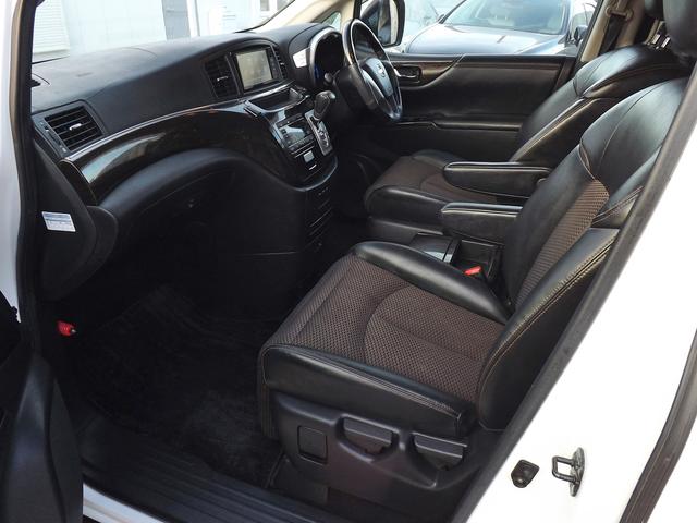 エルグランド 250ハイウェイスター 7人乗り ナビ フルセグTV バックカメラ ETC DVD再生 Bluetooth 左パワースライドドア キャプテンシート ハーフレザー インテリキー 18インチアルミ オートHIDライト 記録簿完備(14枚目)