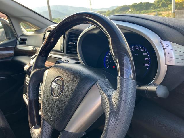 エルグランド 250ハイウェイスター 7人乗り ナビ フルセグTV バックカメラ ETC DVD再生 Bluetooth 左パワースライドドア キャプテンシート ハーフレザー インテリキー 18インチアルミ オートHIDライト 記録簿完備(42枚目)