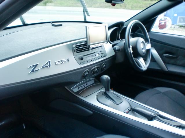 Ｚ４ ２．５ｉ　ＨＤＤナビ　ＥＴＣ　後期仕様　オープンカー　アルミ（16枚目）