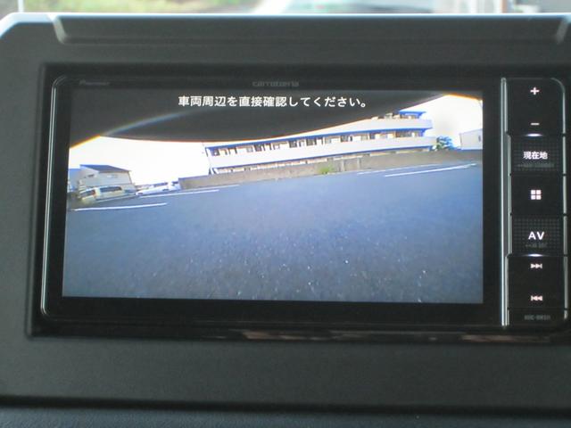 販売店オプションの7インナビTV、バックカメラを装備しています。