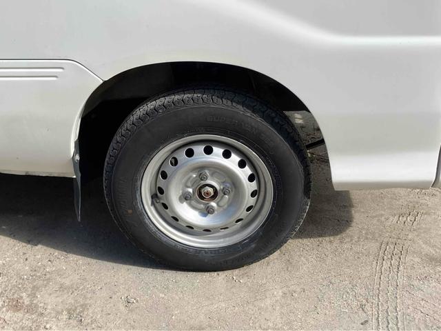 ハイゼットトラック  4WD MT エアコン(9枚目)