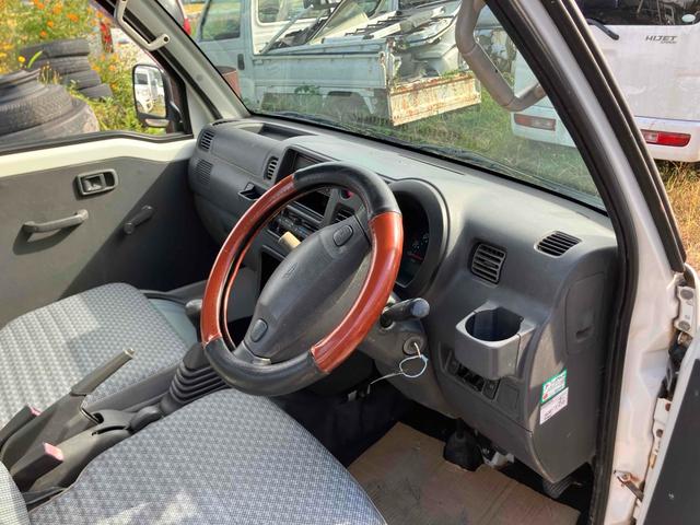 ハイゼットトラック  4WD MT エアコン(16枚目)