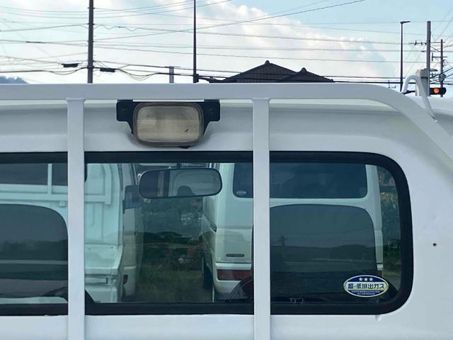 アクティトラック 　４ＷＤ　ＭＴ　エアコン　運転席エアバッグ（17枚目）