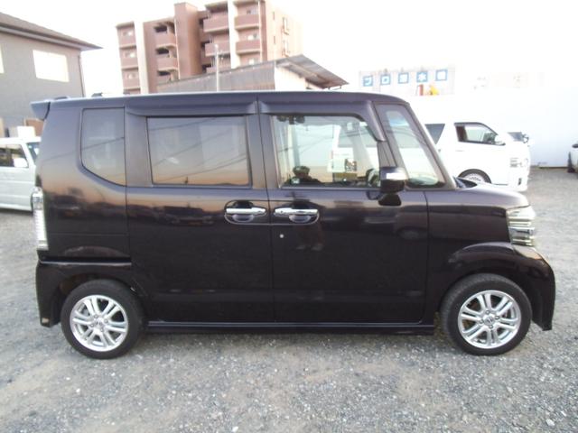 Ｎ－ＢＯＸカスタム Ｇ・Ｌパッケージ　ストラーダＨＤＤナビＣＮ－Ｈ５１０Ｄ　フルセグＴＶ　Ｂｌｕｅｔｏｏｔｈオーディオ　バックカメラ　左パワースライドドア　オートライト　ディスチャージヘッドライト　スマートキー　ＥＴＣ（6枚目）