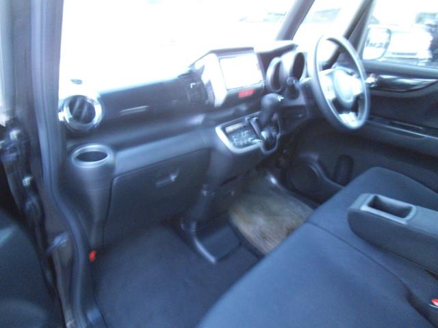 Ｎ－ＢＯＸカスタム Ｇ・Ｌパッケージ　ストラーダＨＤＤナビＣＮ－Ｈ５１０Ｄ　フルセグＴＶ　Ｂｌｕｅｔｏｏｔｈオーディオ　バックカメラ　左パワースライドドア　オートライト　ディスチャージヘッドライト　スマートキー　ＥＴＣ（12枚目）