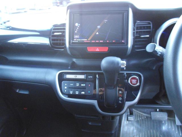 Ｎ－ＢＯＸカスタム Ｇ・Ｌパッケージ　ストラーダＨＤＤナビＣＮ－Ｈ５１０Ｄ　フルセグＴＶ　Ｂｌｕｅｔｏｏｔｈオーディオ　バックカメラ　左パワースライドドア　オートライト　ディスチャージヘッドライト　スマートキー　ＥＴＣ（18枚目）