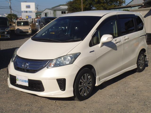 フリードハイブリッド ジャストセレクション　純正ナビ　フルセグＴＶ　Ｂｌｕｅｔｏｏｔｈオーディオ　スマートキー　両側パワースライドドア　クルーズコントロール　オートライト　ディスチャージヘッドライト　ＥＴＣ（3枚目）