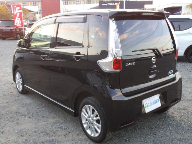 デイズ ハイウェイスター　Ｘ　純正ナビ　フルセグＴＶ　バックカメラ　スマートキー　オートライト　プッシュスタート　エコアイドル　ディスチャージヘッドライト　ＥＴＣ（8枚目）