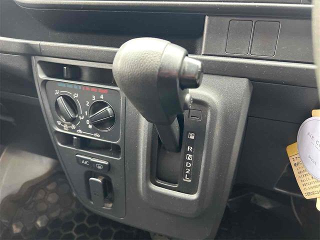 ハイゼットカーゴ ＤＸ　ＡＴ　衝突被害軽減システム　ドライブレコーダー　ＥＴＣ　ナビ　ＴＶ　両側スライドドア　アイドリングストップ　オートマチックハイビーム　ＥＳＣ　エアコン　パワーウィンドウ（34枚目）