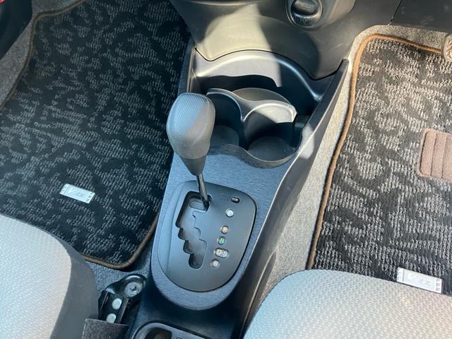 ヴィッツ Ｆ　キーレス　スペアキー　ＣＤ　電格ミラー　バイザー　プライバシーガラス（17枚目）