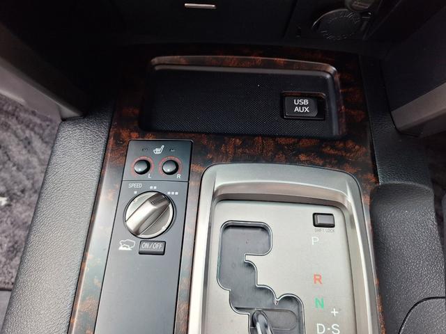 ＵＳＢ、ＡＵＸ入力　シートヒーター