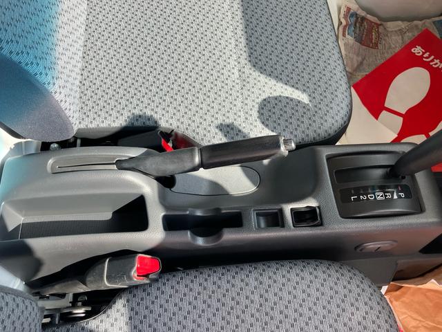 キャリイトラック ＫＣエアコン・パワステ　４ＷＤ　オートマ車　ドライブレコーダー　ＣＤ　ＥＴＣ（70枚目）