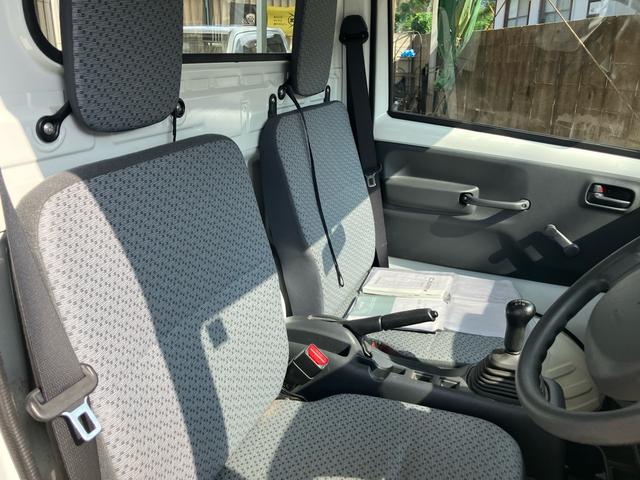 キャリイトラック KC 4WD 5速マニュアル エアコン パワステ 4WD用タイヤ4本新品 エアバッグ スペアキー バイザー 荷台マット あおりカバー 3方開(37枚目)