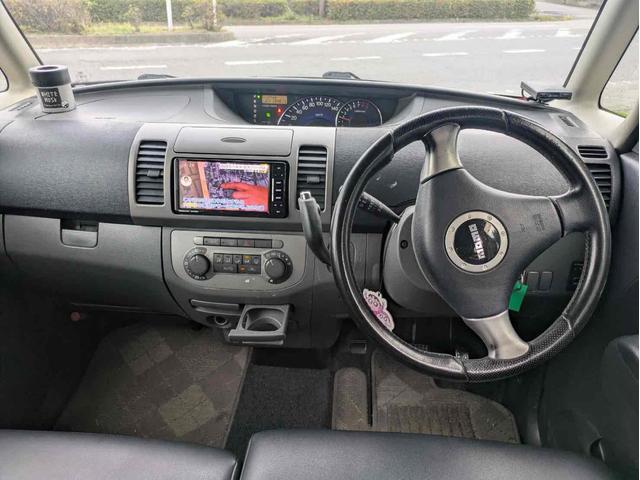 タント カスタムＲＳ　ＴＶ　ＨＩＤ　キーレスエントリー　電動格納ミラー　ベンチシート　ＡＴ　盗難防止システム　ＡＢＳ　アルミホイール　衝突安全ボディ　エアコン　パワーステアリング　パワーウィンドウ（7枚目）